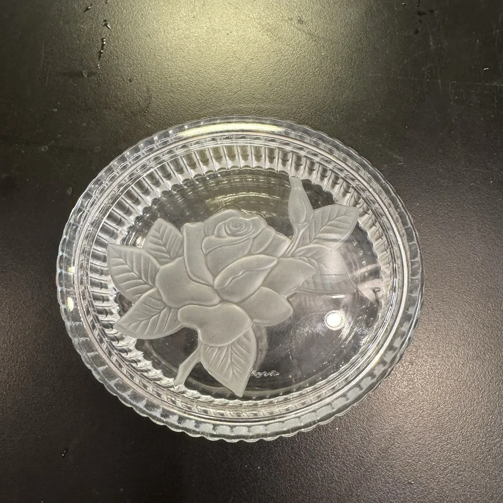 Vintage Oval Crystal Clear Cut Glass Jewelry Trinket Box, Candy Dish Rose w Lid